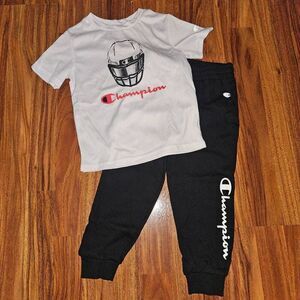 Champion White and Black Football Active Outfit Toddler Size 4T